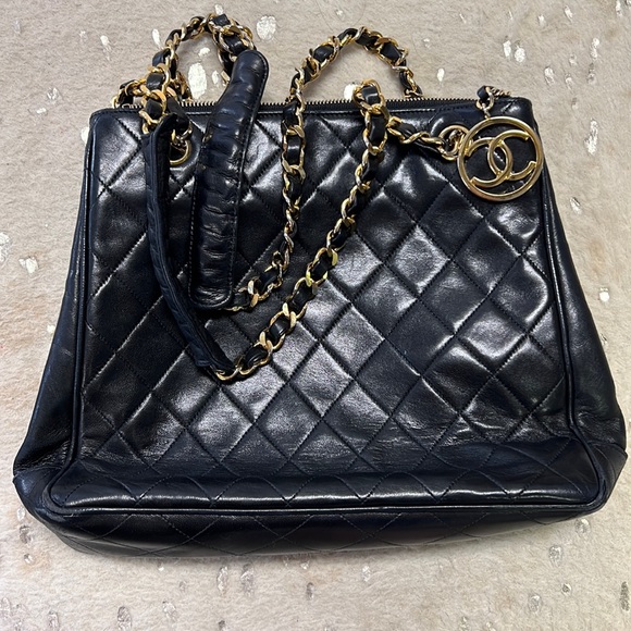 Chanel vintage black bag - Picture 1 of 10